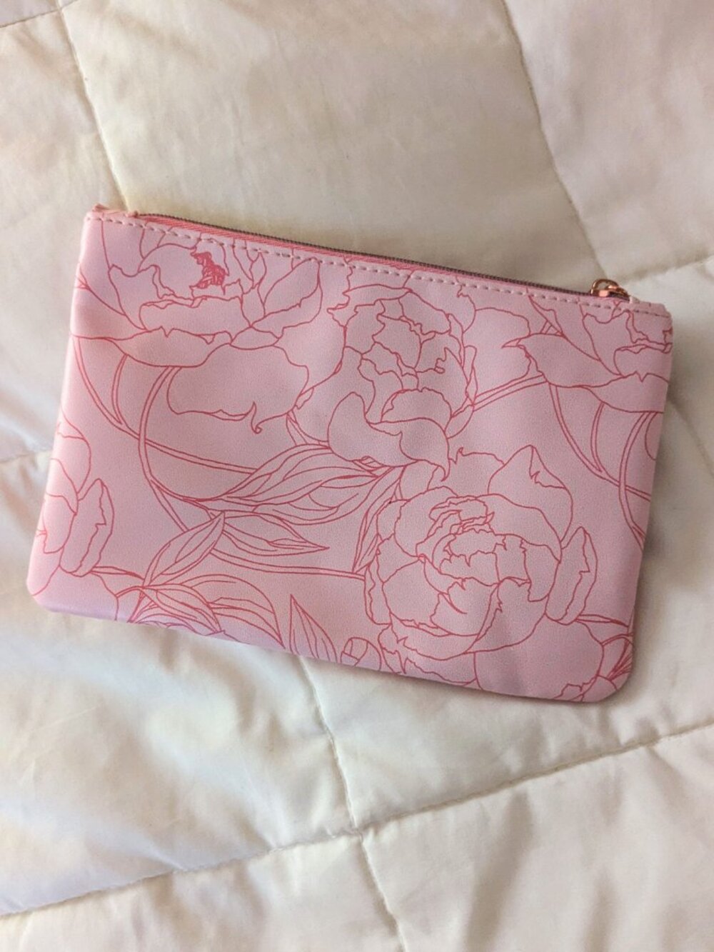 IPSY Glam Bag Flower Power Cosmetic Travel Pouch Rose Gold Peony Pink May 2021 - Picture 4 of 6